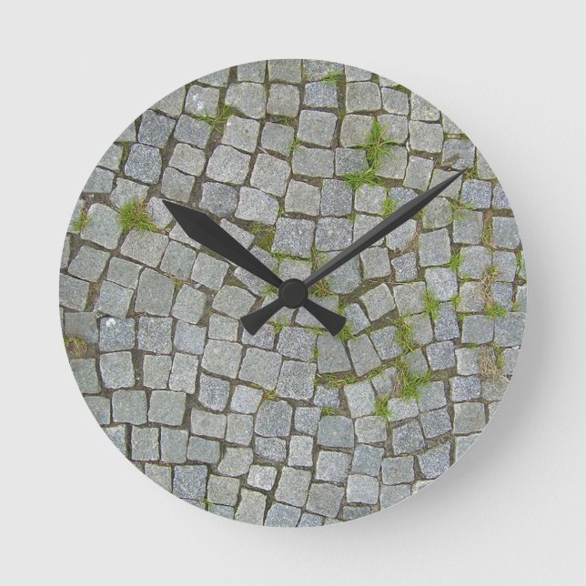 Hintergrund der Cobblestone Road Texture Runde Wanduhr (Vorderseite)