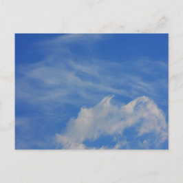 Hintergrund des blauen Himmels. Postkarte