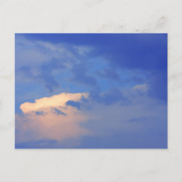 Hintergrund des blauen Himmels. Postkarte