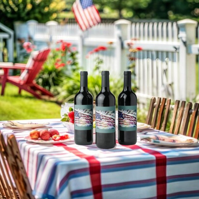 Hintergrund für Feuerwerke Weinetikett (Customized wine labels, just in time for summer holiday fun!)