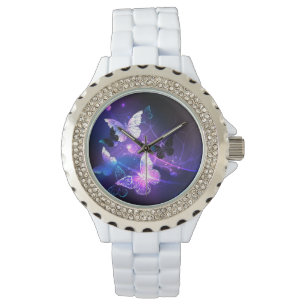 Hintergrund mit Nachtschmetterlingen Armbanduhr
