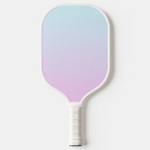 Hintergrund mit rosa und blauen Pastellfarben Pickleball Schläger