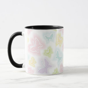 Hintergrund mit Schmetterlingen im Aquarell Tasse