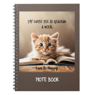 Hinweis Buch - Süsse Katze Lesen eines Buches