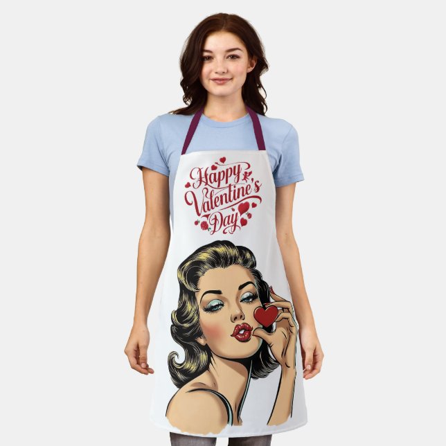 Hinzufügen einer Menge Liebe Schürze (Getragen)