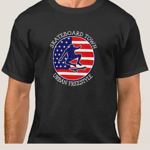 Hinzufügen von City Town Text Name Skateboard USA T-Shirt