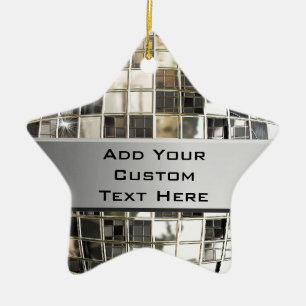 Hinzufügen von Text zu funkelndem Silver Disco-St Keramikornament