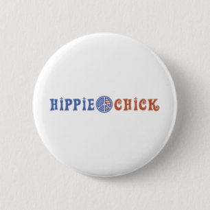 Hippie Chick mit Friedenszeichen Button