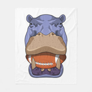 Hippo beim Fußballsport Fleecedecke