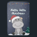 Hippo Frohe Weihnachts Winter Tiere Hippos Bad m Badematte<br><div class="desc">Der Hippo zur Weichheit mit feinem Licht. Hübsche Tiere mit Geschenken und Schnee zu den Ferien. Auch lustig für Weihnachten im Juli. Hippos sind süße Tiere und perfekt zu Weihnachten.</div>