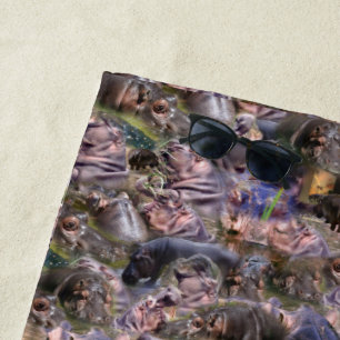**"Hippo Haven: Eine spielerische Collage der Ries Strandtuch