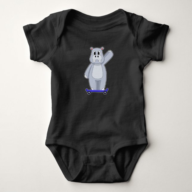 Hippo Skater Skateboard Baby Strampler (Vorderseite)