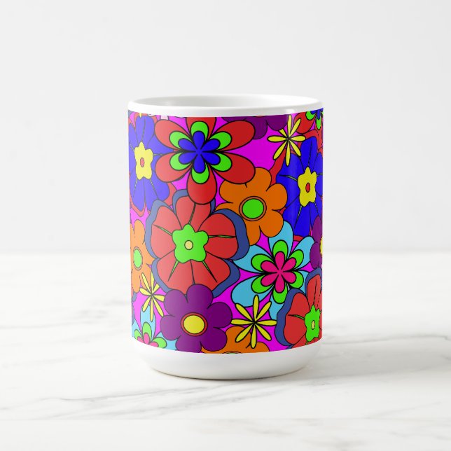 Hippy Retro Blumen in den Rosa Kaffeetasse (Mittel)