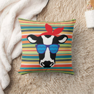 Hipster Cow on Stripes Kissen