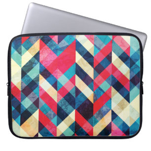 Hipster Zickzack: Grunge nahtlos Muster. Laptopschutzhülle