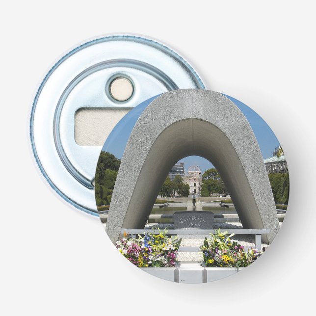 Hiroshima Memorial Cenotaph Flaschenöffner (Vorderseite)