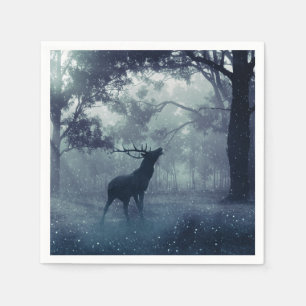 Hirsche mit Antlern in einem Schattenwald Serviette