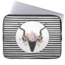 Hirschkopf-Silhouette mit Rose verziert Laptopschutzhülle