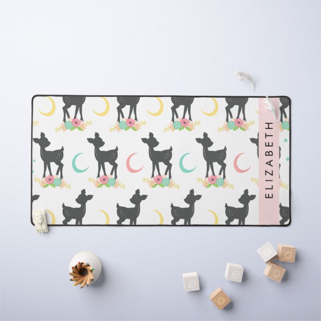 Hirschmuster, Baby Deer, Boho, Blume, Ihr Name Schreibtischunterlage (Kindertisch)
