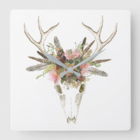 Hirschschädel und Blume