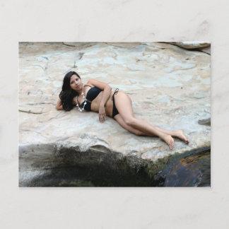 Hispanic Woman Waterfall Postkarte