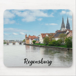 Historische Altstadt von Regensburg, Deutschland Mousepad