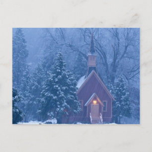 Historische Kapelle des Yosemite-Tals während schw Postkarte