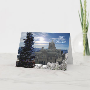 Historische Kathedrale und Weihnachtsbaumkarte Feiertagskarte