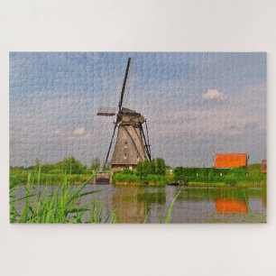 Historische Windmühlen Kinderdijk Holland.