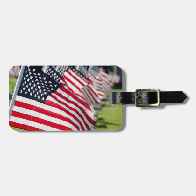 Historischer militärischer Friedhof mit US-Flaggen Gepäckanhänger (Vorderseite horizontal)