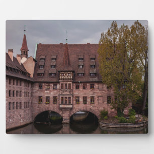 Historisches Gebäude bei Sonnenuntergang in Nürnbe Fotoplatte