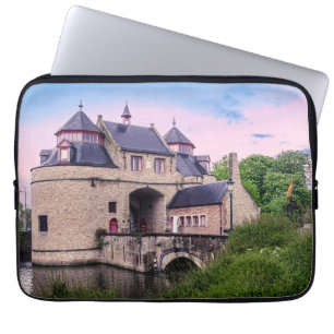 Historisches Stadttor in Brügge Laptopschutzhülle