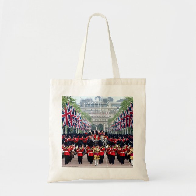 HM Queen Elizabeth Trooping of the Color London Tragetasche (Vorne)