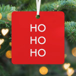 Ho Ho Ho | Red Christmas Modern Minimalistisch Sim Ornament Aus Metall<br><div class="desc">Einfache,  stilvolle Weihnachtsschmuck "Ho Ho Ho" in hellrot mit einer modernen,  minimalistischen Typografie in Weiß,  die leicht mit Ihrem eigenen Gruß,  Familiennamen & Jahr für eine angesagte Festsaison personalisiert werden kann!</div>