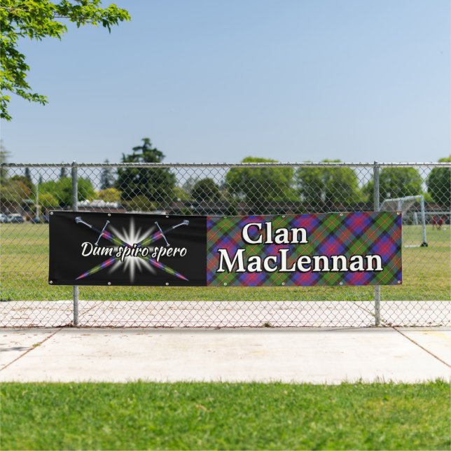 Hochland-Festival-Clan MacLennan Zelt Banner (Insitu)