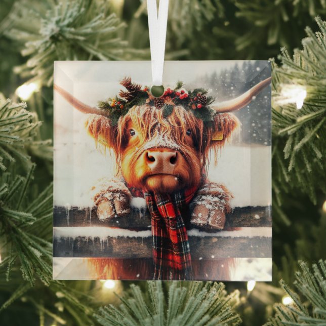 Hochland Kuh Winter Glass Ornament (Insitu)