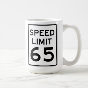 Höchstgeschwindigkeit 65 MPH-Zeichen Kaffeetasse
