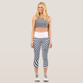 Hochwaiste Capris - durch den Tunnel