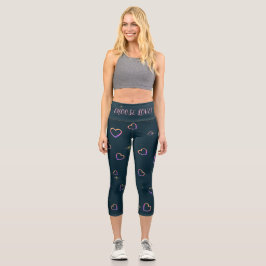 HOCHWAISTIGE CAPRI PANTS - "UNIVERSELLE LIEBE" LEGGINGS