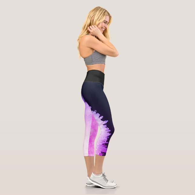 Hochwandige Abstrakte Druckkapsel Capri Leggings (Rechts)