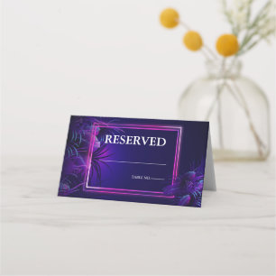 Hochzeit   Atemberaubendes Neon Lila tropisches Fo Platzkarte