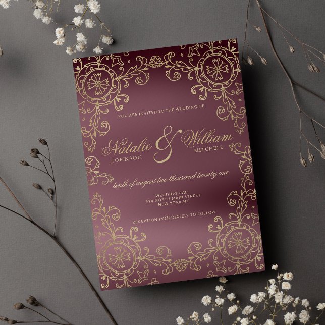 Hochzeit der Bordeaux-Golddekoration Einladung (Classic burgundy gold floral ornament wedding)