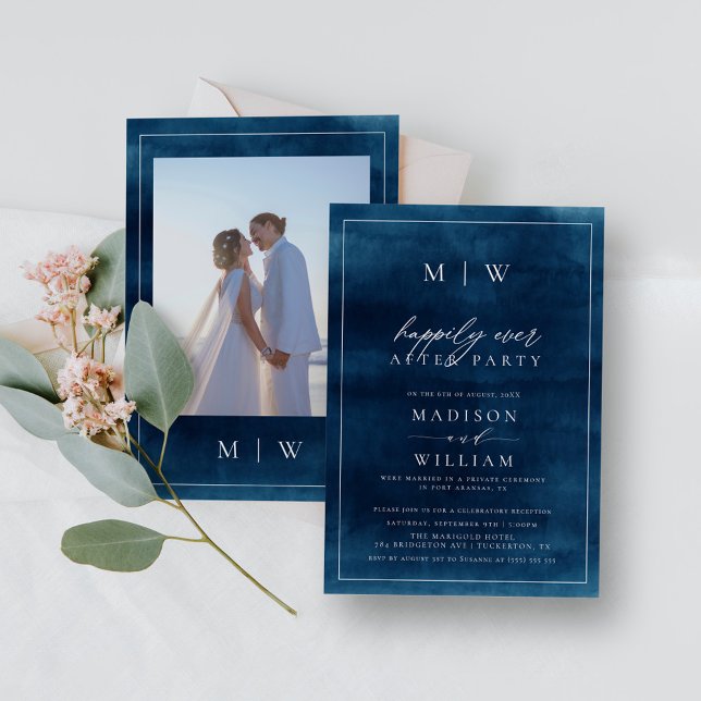 Hochzeit der Navy Blue Elegante Monogram Elopement Einladung (Von Creator hochgeladen)