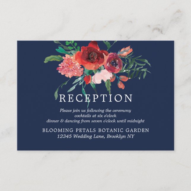 Hochzeit des Blue Burgundy Coral Floral Empfang Begleitkarte (Vorderseite)