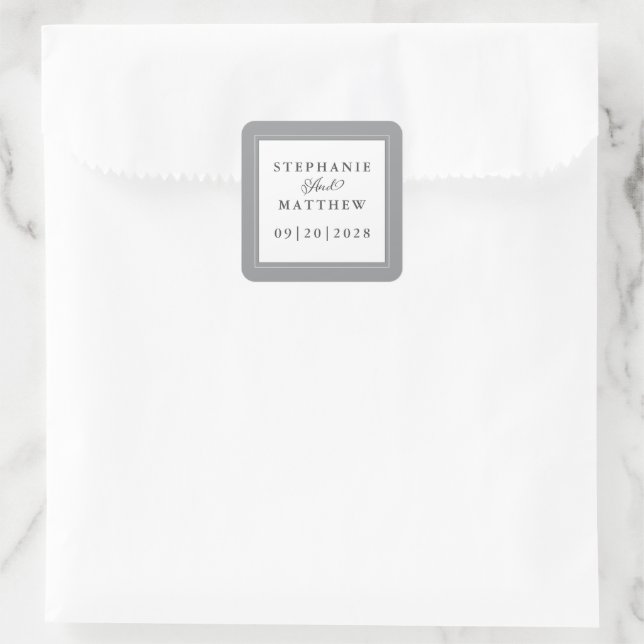 Hochzeit Elegante Kalligrafie Script Chic Gray Whi Quadratischer Aufkleber (Tasche)
