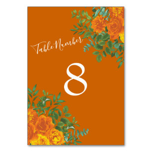 Hochzeit im Herbst Orange Rust Rose Blumen Schöne Tischnummer