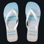 Hochzeit in Urlaubsorts-Strand-Sandelholze Flip Flops<br><div class="desc">Hochzeit in Urlaubsorts-Strand-Sandelholze/drehen Reinfälle mit personalisiertem Hochzeits-Datum u. Bestimmungsort um</div>