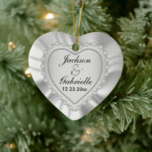 Hochzeit/Jahrestag - Weißer Satin und Silber Keramik Ornament