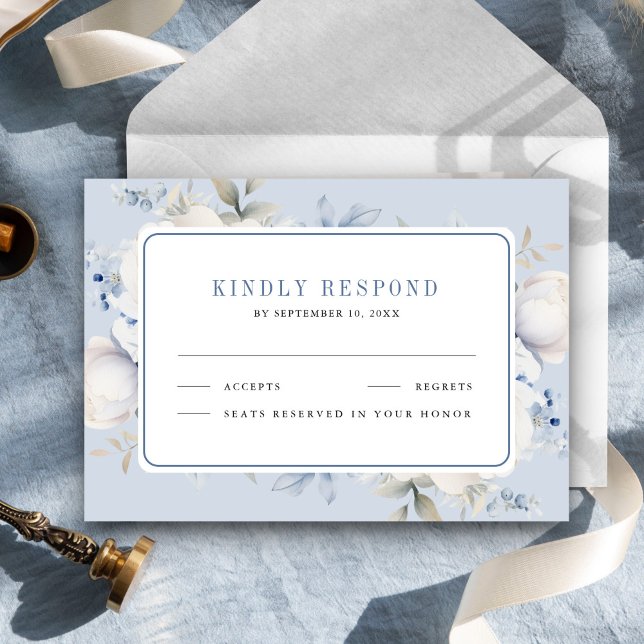 Hochzeit von dunkelblauen und weißen Blumen RSVP Karte (Von Creator hochgeladen)