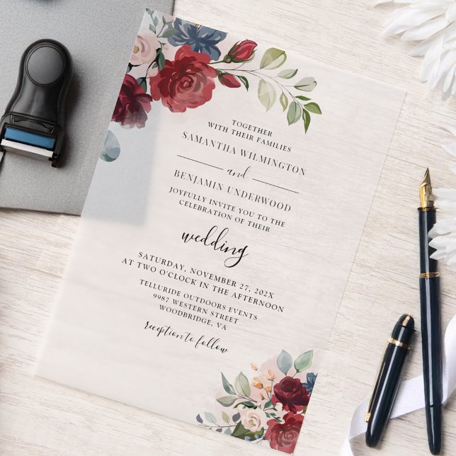Hochzeit von Wasserfarben (Floral Burgundy Flowers Nature Watercolor Wedding Vellum Invitation)
